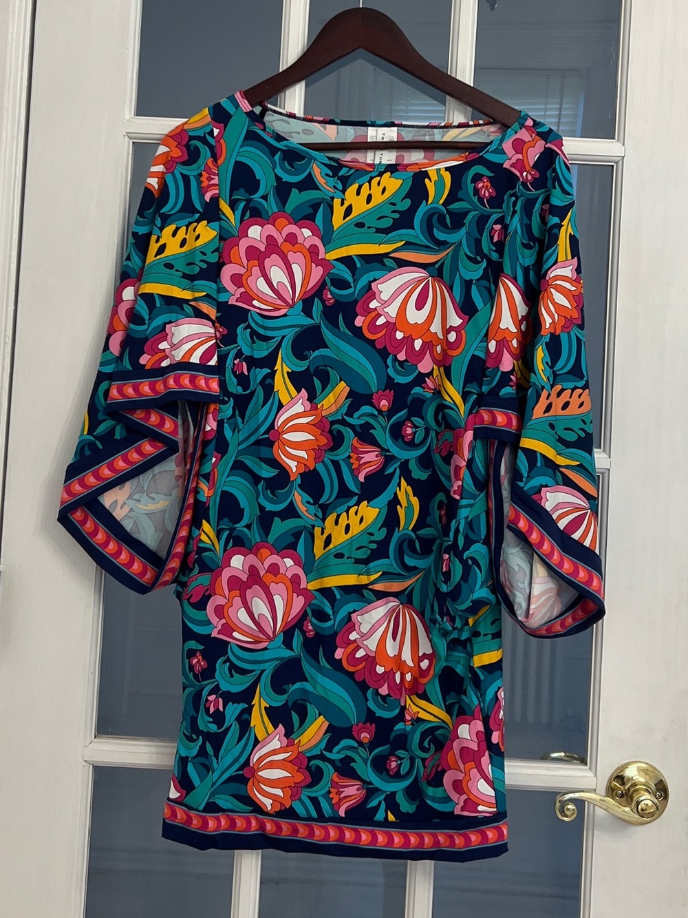 TRINA TURK Women’s India Garden Drape Sleeve Swim Tunic Size S